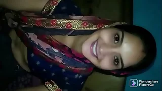 Pizza delivery boy found Indian hot girl alone with an increment of fucked her.